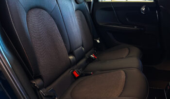 
										Mini One Countryman full									