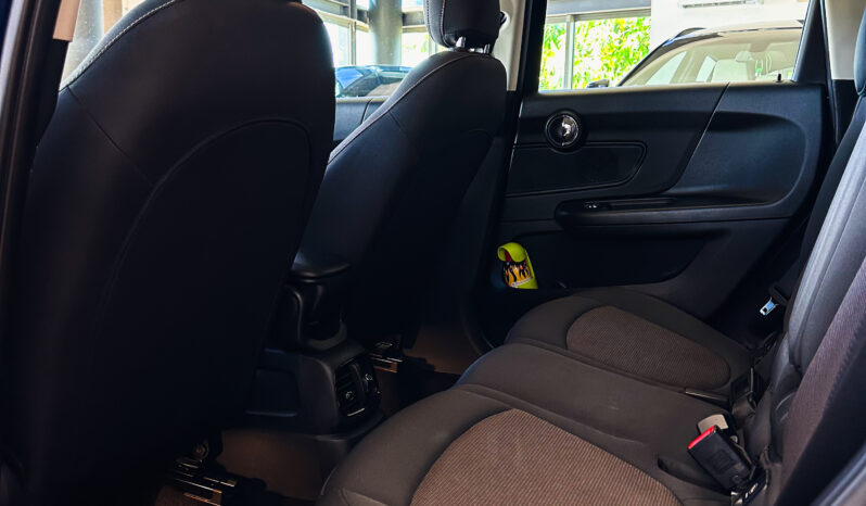 
								Mini One Countryman full									