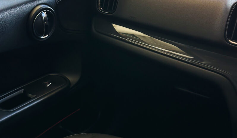 
								Mini One Countryman full									