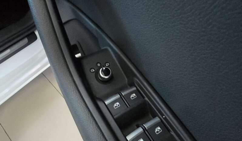 
								Audi A4 1.4 TFSI full									