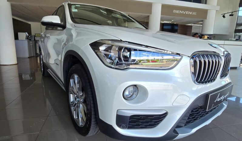 
								BMW X1 SDrive 18I full									