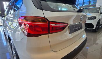 
										BMW X1 SDrive 18I full									