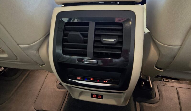 
								BMW X3 XDRIVE 20I MHEV full									