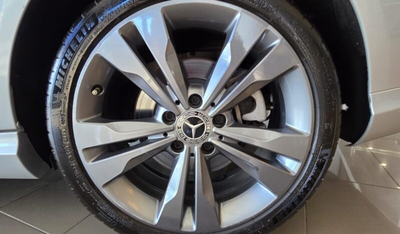 
								Mercedes CLA200 Progressive full									