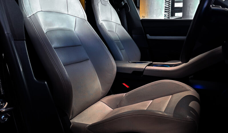 
								Porsche Taycan 4 S full									