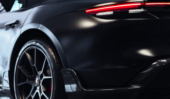 
										Porsche Taycan 4 S full									