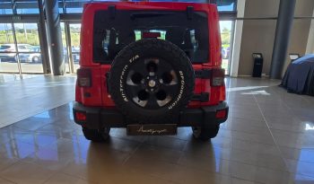 
										Jeep Wrangler JK Unlimited Sahara full									