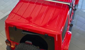 
										Jeep Wrangler JK Unlimited Sahara full									