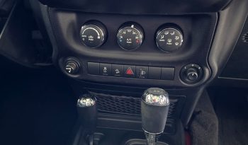 
										Jeep Wrangler JK Unlimited Sahara full									