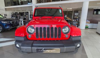 
										Jeep Wrangler JK Unlimited Sahara full									