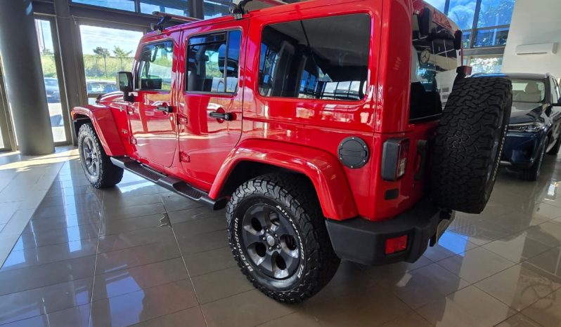 
								Jeep Wrangler JK Unlimited Sahara full									