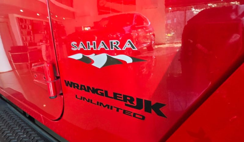 
								Jeep Wrangler JK Unlimited Sahara full									