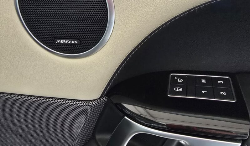 
								Range Rover Sport P400e HSE full									