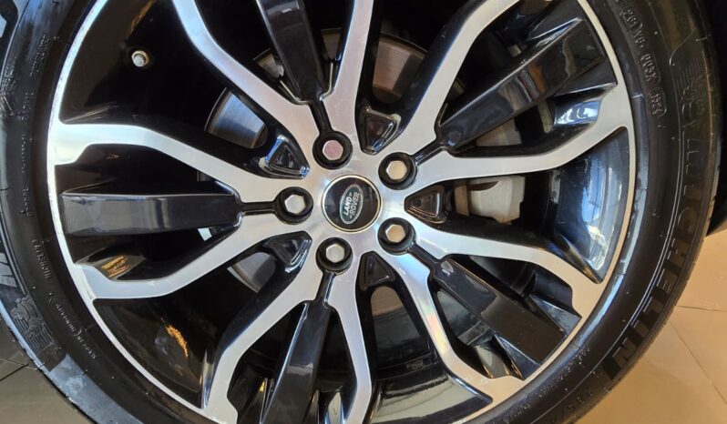 
								Range Rover Sport P400e HSE full									