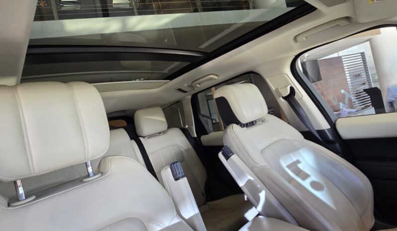 
								Range Rover Sport P400e HSE full									