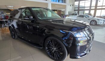 
										Range Rover Sport P400e HSE full									