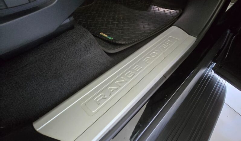 
								Range Rover Sport P400e HSE full									