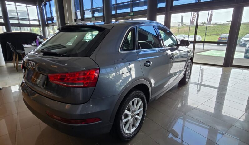 
								Audi Q3 1.4TFSI full									