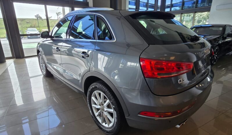 
								Audi Q3 1.4TFSI full									