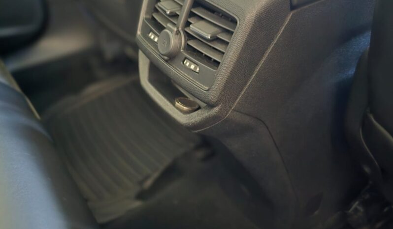 
								Peugeot 3008 1.6HDI full									