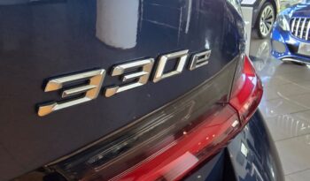 
										BMW 330e full									