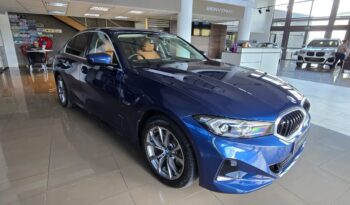 
										BMW 330e full									