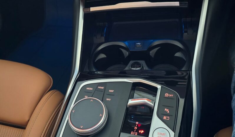 
								BMW 330e full									