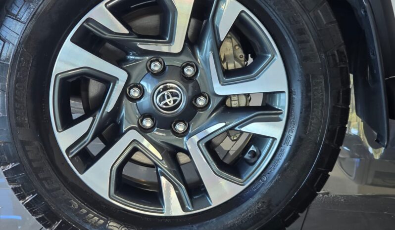 
								Toyota Fortuner 4×4 2.8 GD-6 48V (7-seater) full									