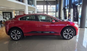 
										Jaguar I-Pace EV400 SE full									