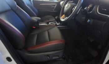 
										Toyota Fortuner 4×4 2.8 GD-6 48V (7-seater) full									