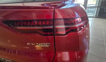 
										Jaguar I-Pace EV400 SE full									