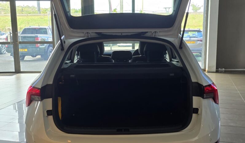 
								Skoda Scala Ambition full									