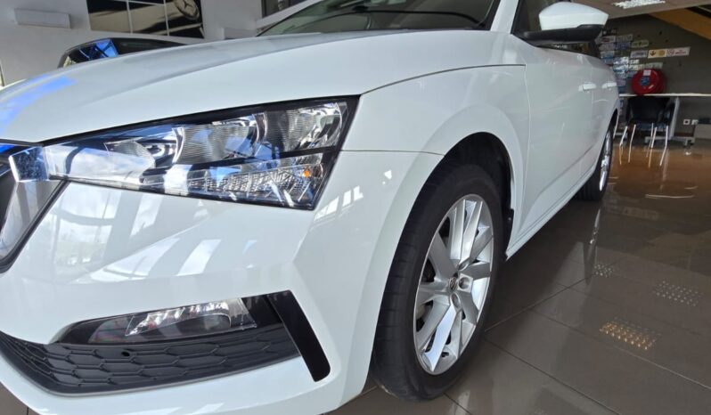 
								Skoda Scala Ambition full									