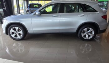 
										Mercedes GLC250 4Matic Exclusive Edition full									