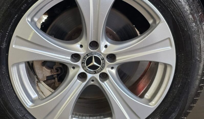 
								Mercedes GLC250 4Matic Exclusive Edition full									