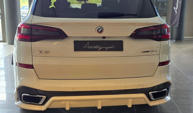
								BMW X5 XDrive 45e MSport full									