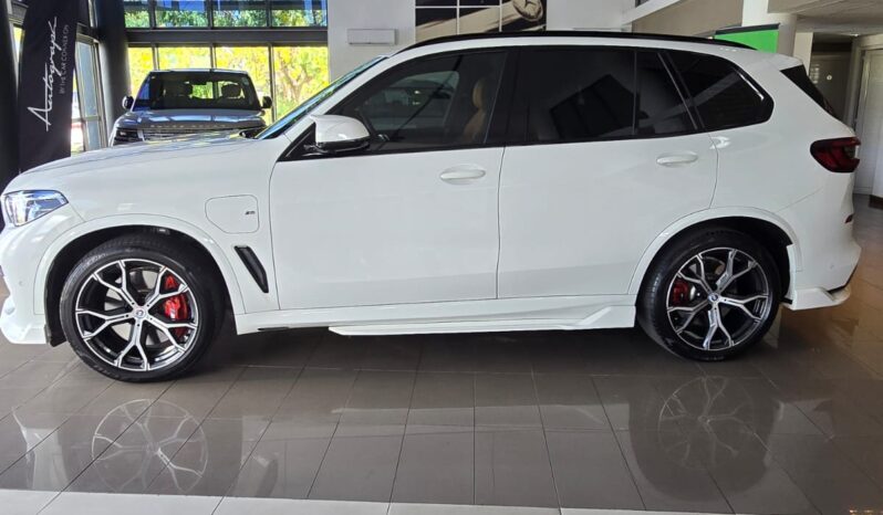 
								BMW X5 XDrive 45e MSport full									