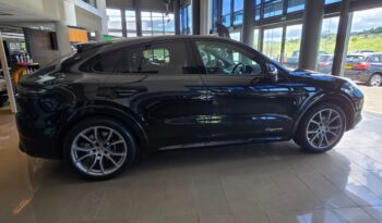 
										Porsche Cayenne E-Hybrid Coupé full									