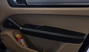 
										Porsche Cayenne E-Hybrid Coupé full									