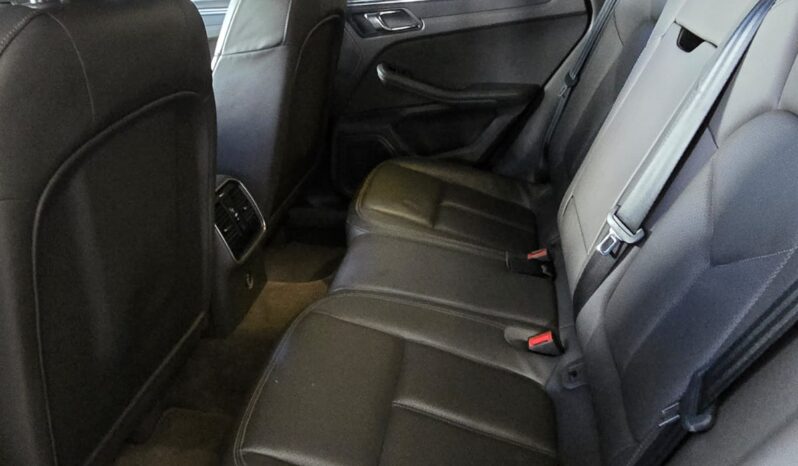 
								Porsche Macan 2.0 full									