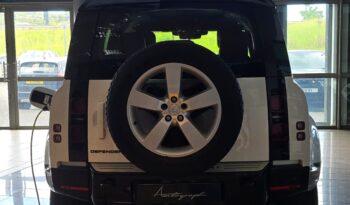 
										Land Rover Defender 110 P400e full									