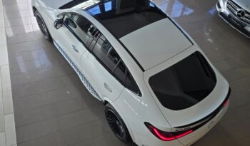 
										Mercedes GLC300e AMG Line full									