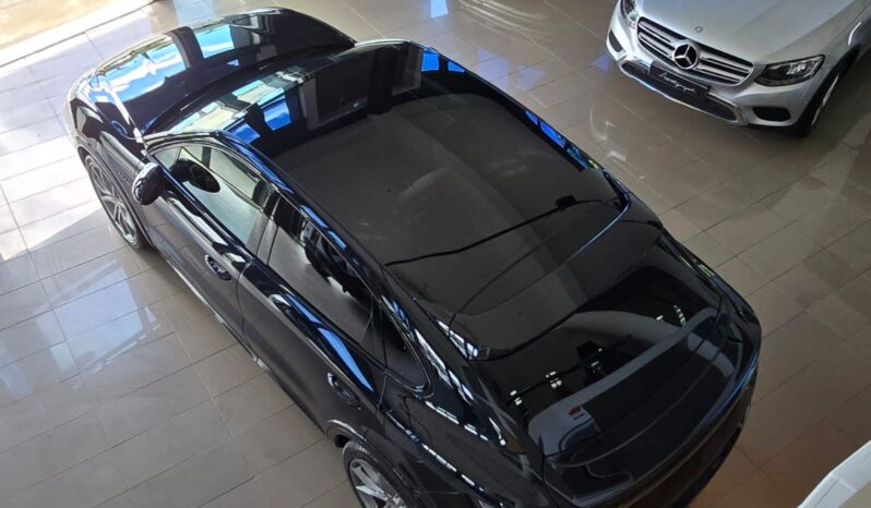 
								Porsche Cayenne E-Hybrid Coupé full									