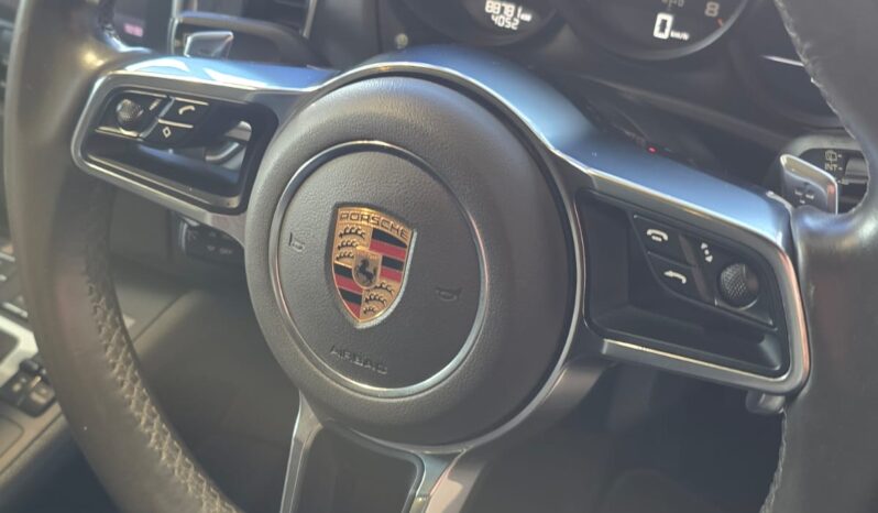 
								Porsche Macan 2.0 full									