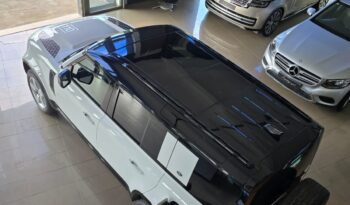 
										Land Rover Defender 110 P400e full									