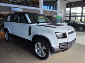 Land Rover Defender 110 P400e