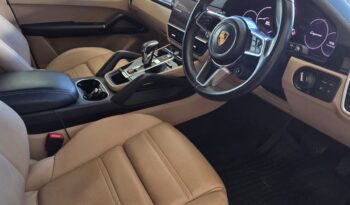 
										Porsche Cayenne E-Hybrid Coupé full									