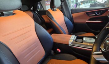 
										Mercedes GLC300e AMG Line full									