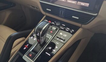 
										Porsche Cayenne E-Hybrid Coupé full									