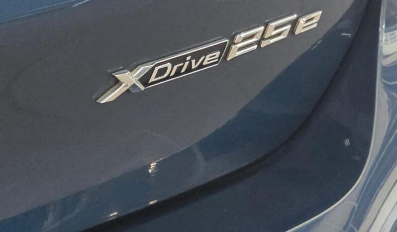 
								BMW X1 XDrive 25e full									